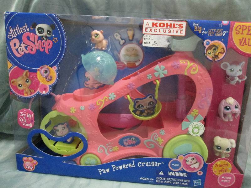 lot 20 image: Little Pet Shop Paw Power Cruiser...