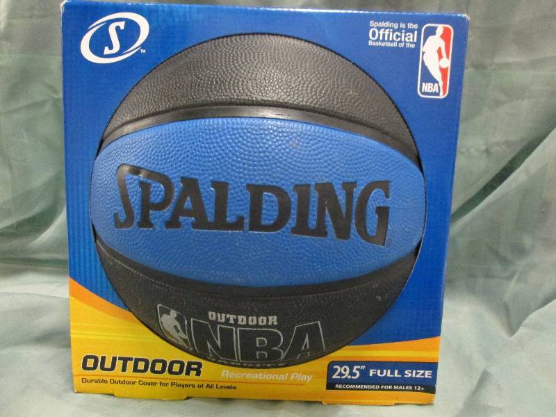 lot 25 image: Spalding NBA Outdoor 29.5 Full Siz...