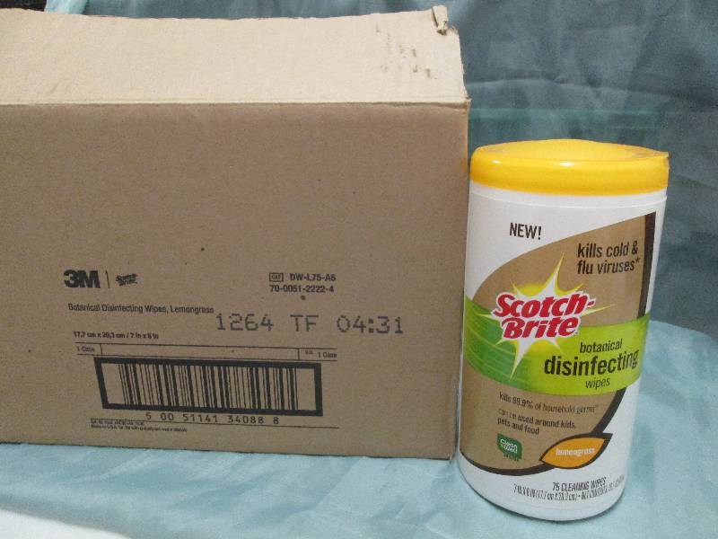 lot 48 image: Scotch Brite Botanical Disinfecting...