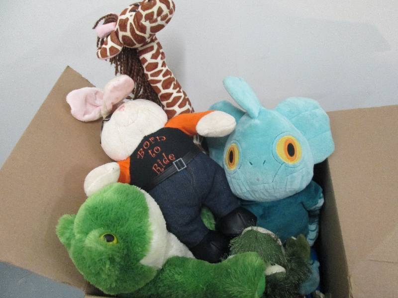 lot 61 image: Box of assorted stuffed animals...