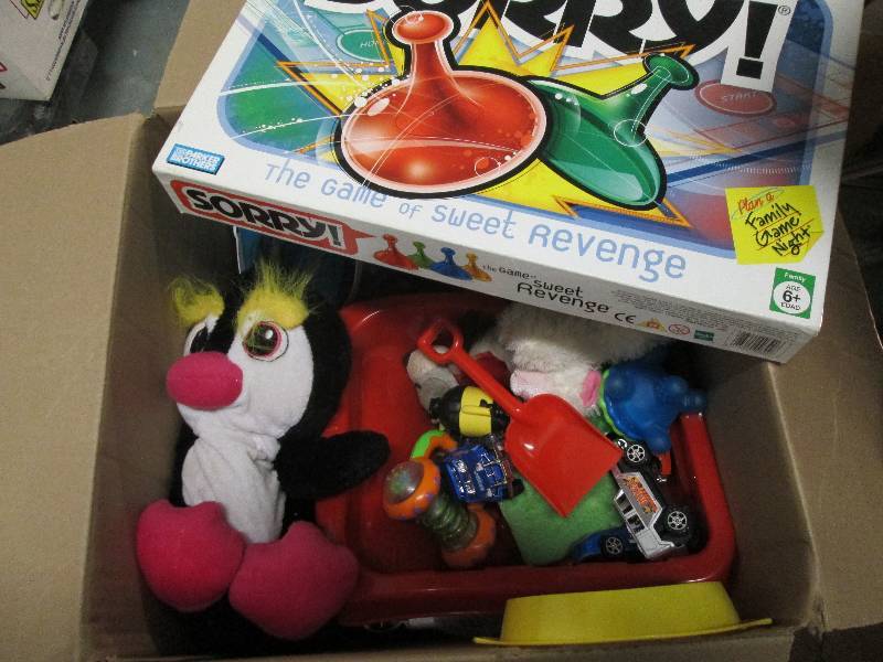 lot 62 image: Box of mixed toys and Sorry Board G...