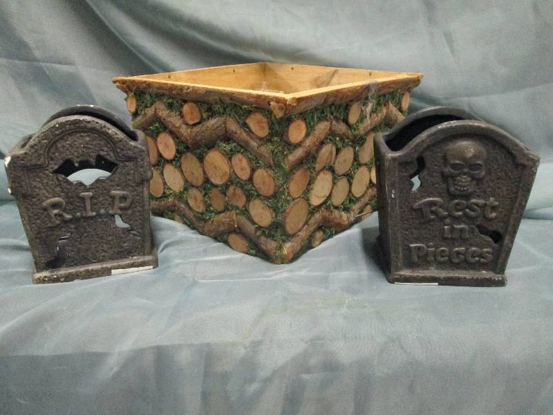 lot 66 image: One wooden planter box and 2 Hallow...