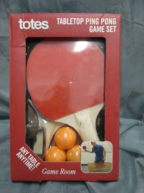 lot 82 image: Table Top Ping Pong Table Set...