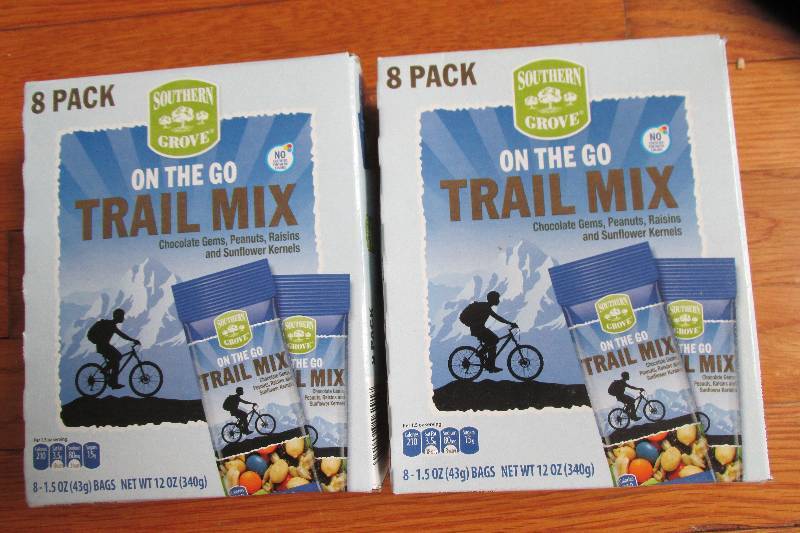 lot 105 image: 2 boxes, 8 per box trail mix single...