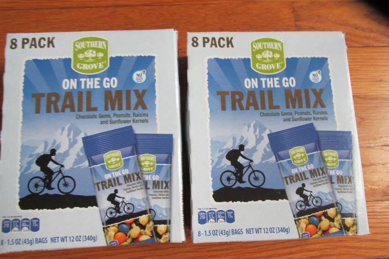 lot 115 image: 2 boxes, 8 per box trail mix single...