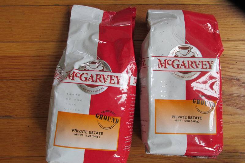 lot 129 image: Gourmet McGarvey Taste of the Twin ...