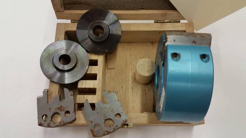 lot 13 image: Amana Router CutterBits