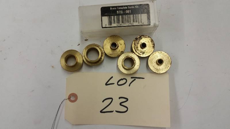 lot 23 image: Router Collets