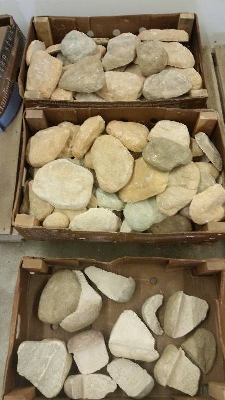 lot 43 image: Wall Stone