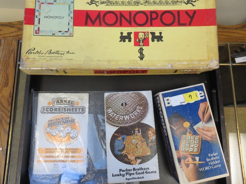 lot 6 image: Game Lot