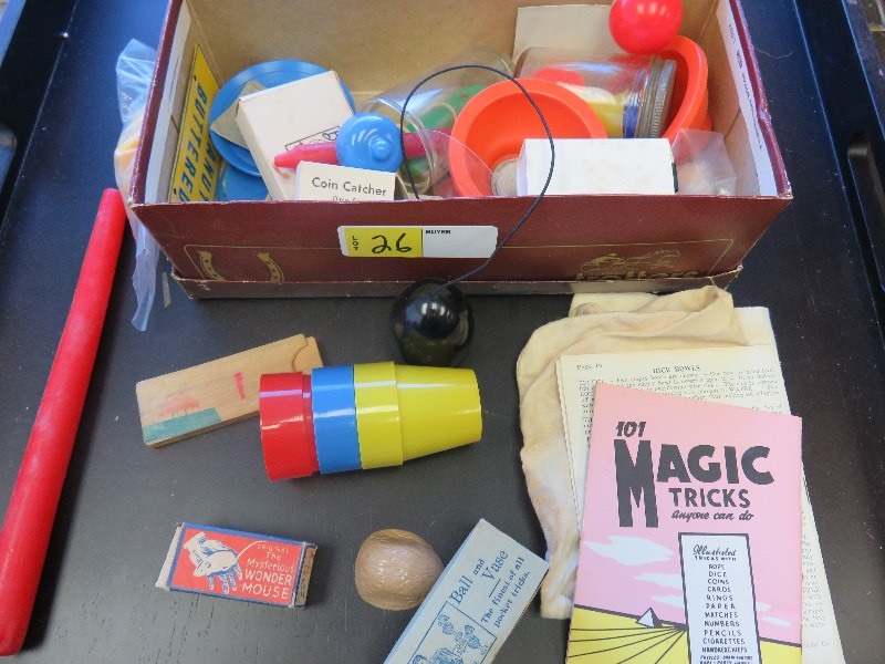 lot 26 image: Vintage Adams Magic Set
