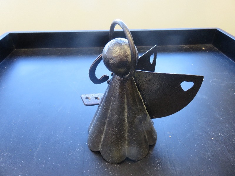 lot 44 image: Metal Hanging Angel Bell