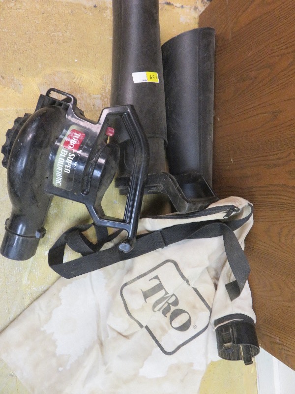 lot 54 image: Toro Super BlowerVac wBag