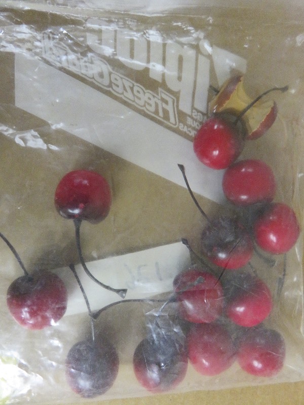lot 126 image: 12 Wooden Cherries & 1 Wood Apple