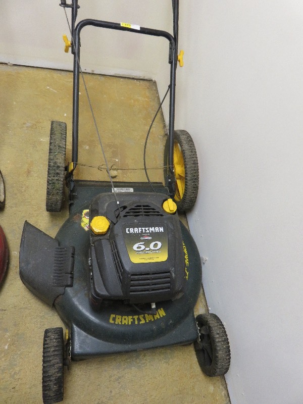 lot 157 image: Craftsman  6hp Lawn Mower