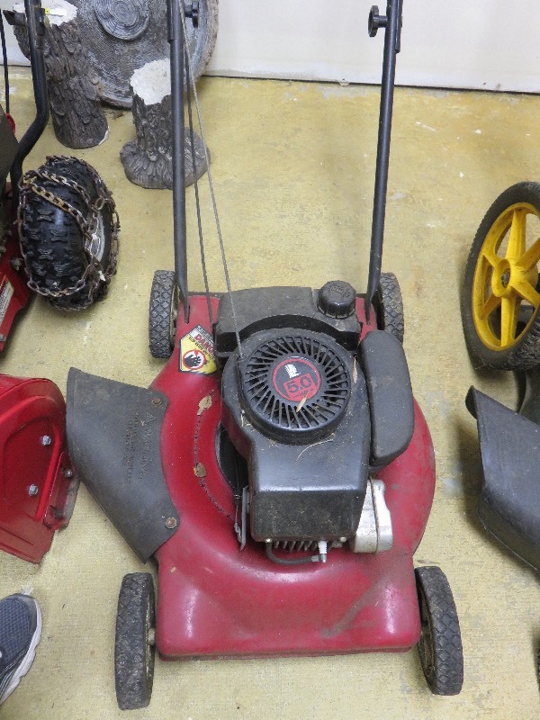 lot 158 image: Murray 5hp Lawn Mower