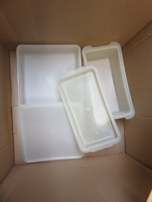 lot 236 image: Vintage Tupperware Lot
