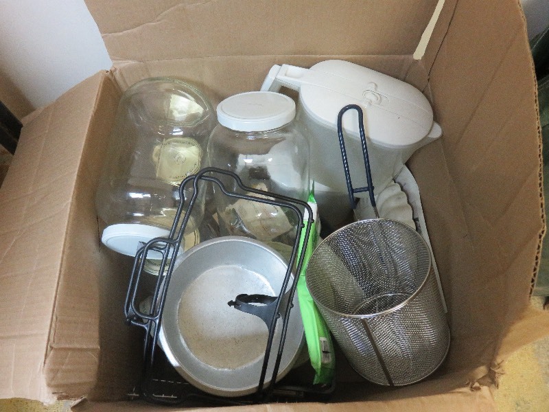 lot 249 image: Kitchen Lot