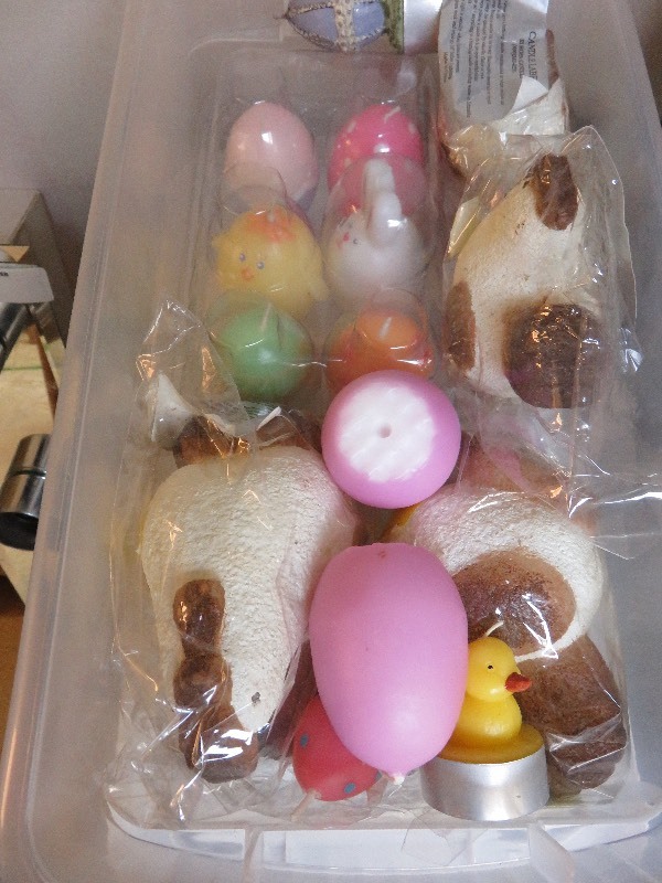 lot 254 image: Easter Lot