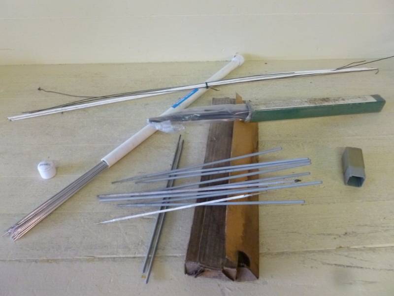 lot 3 image: Welding Items