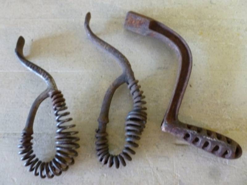 lot 69 image: Vintage Stove Parts