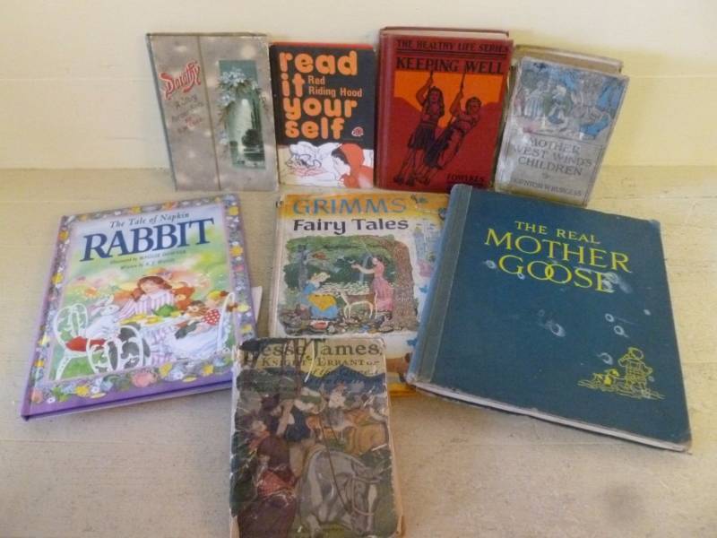 lot 130 image: Vintage Books