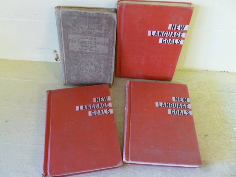 lot 131 image: Vintage Books