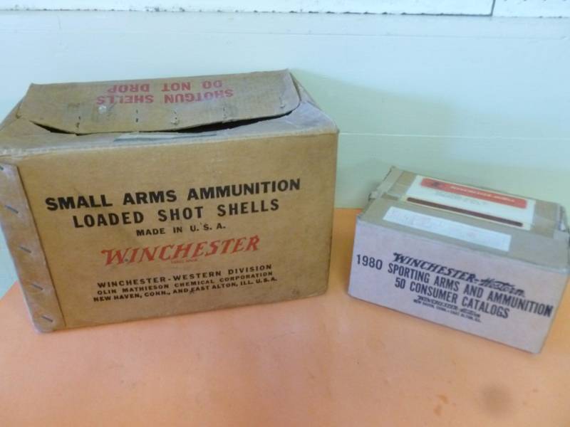 lot 152 image: Vintage Winchester Boxes