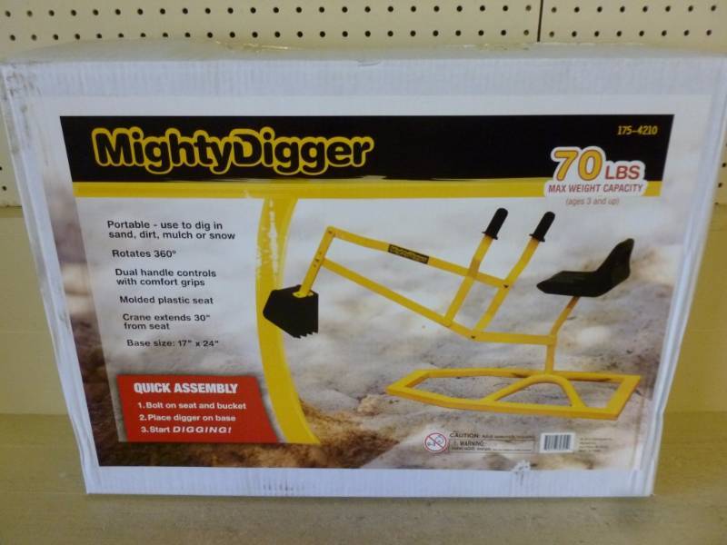 lot 175 image: Mighty Digger Toy