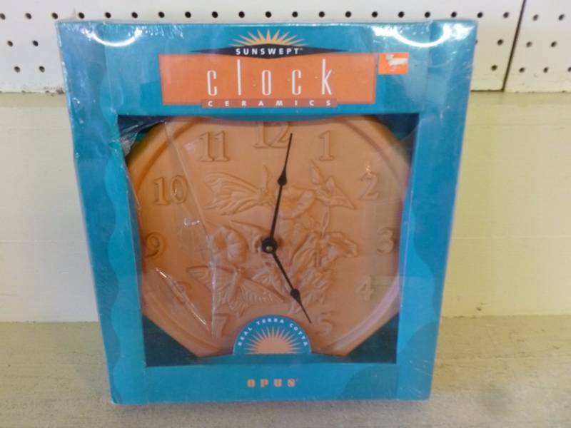 lot 181 image: Terra Cotta Clock
