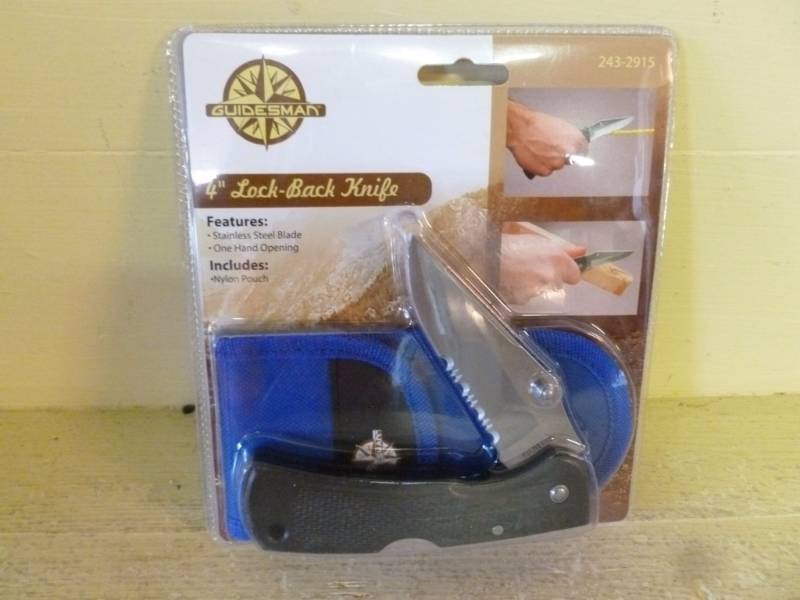lot 207 image: Lock Back Knife