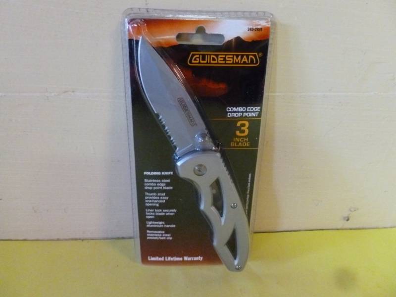 lot 222 image: Folding Knife