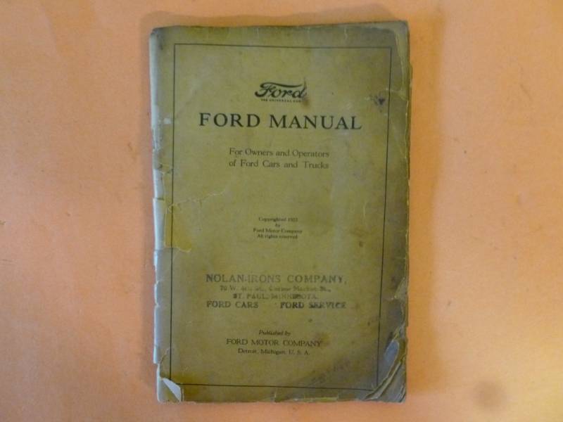 lot 285 image: Antique Ford Manual