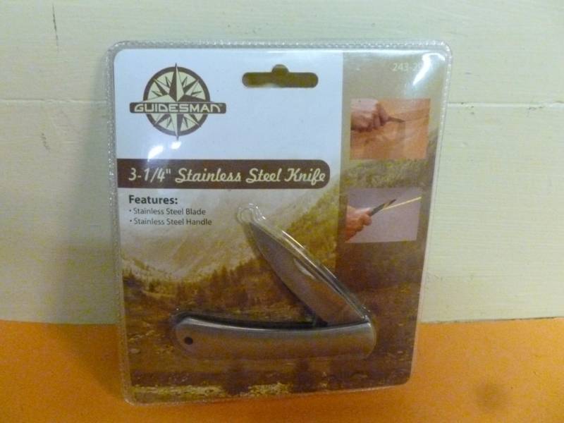 lot 320 image: Knife
