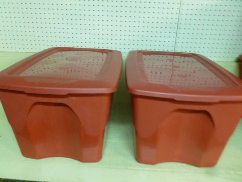 lot 357 image: Storage Totes