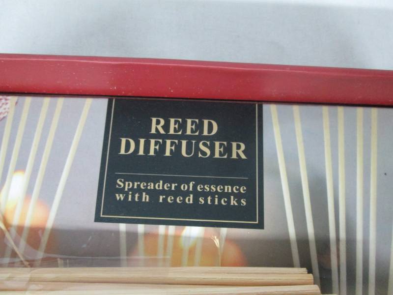 lot 37 image: Reed Diffuser With Sticks