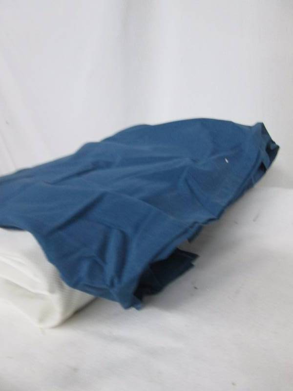 lot 98 image: Rizzle Home Travel and Explore Dust Ruffle - Full
