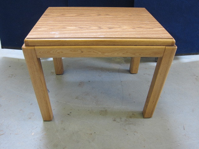 Lane End Table