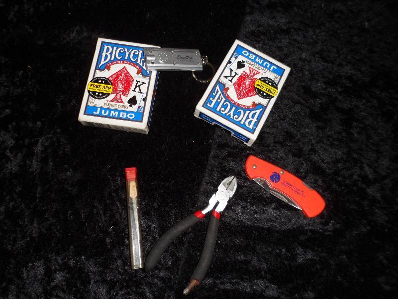 lot 11 image: Misc. Small Tools & 2 Decks of Cards