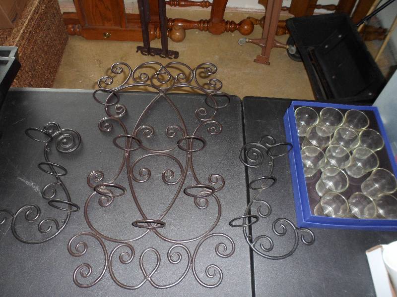 lot 20 image: 3 Metal Hanging Candle Holders wGlass Candle Holders