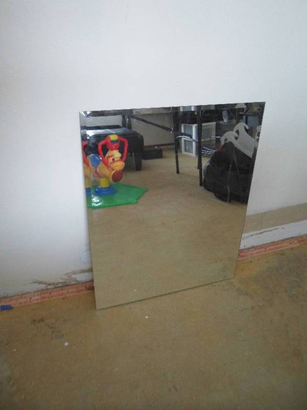 lot 28 image: Beveled Mirror