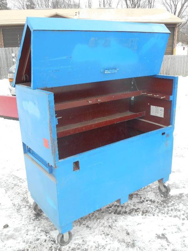 lot 4 image: Heavy Duty Industrial Rolling Steel...