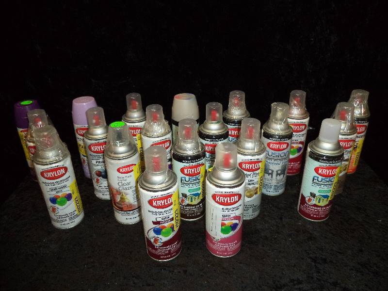 Lot - Misc Cans of Spray Paint