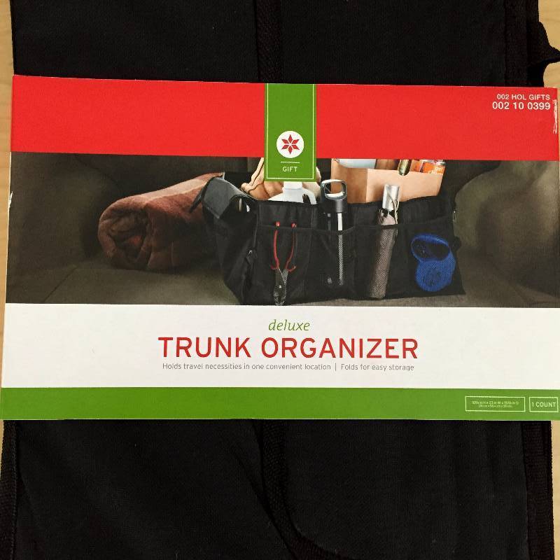 lot 4 image: Vehicle Trunk Organizer - new