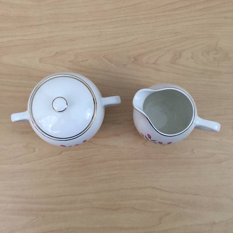 lot 23 image: Lovely Vintage Made in England WEDGWOOD & Co LTD China PINK HOPE Flower Buds Unicorn Sugar Bowl & Creamer Excellent