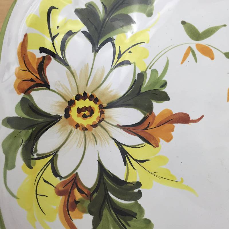 lot 62 image: Beautiful Mid Century Modern Vintage Large Floral Numbered 1972 Italy Stamped Pasta Serving Bowl