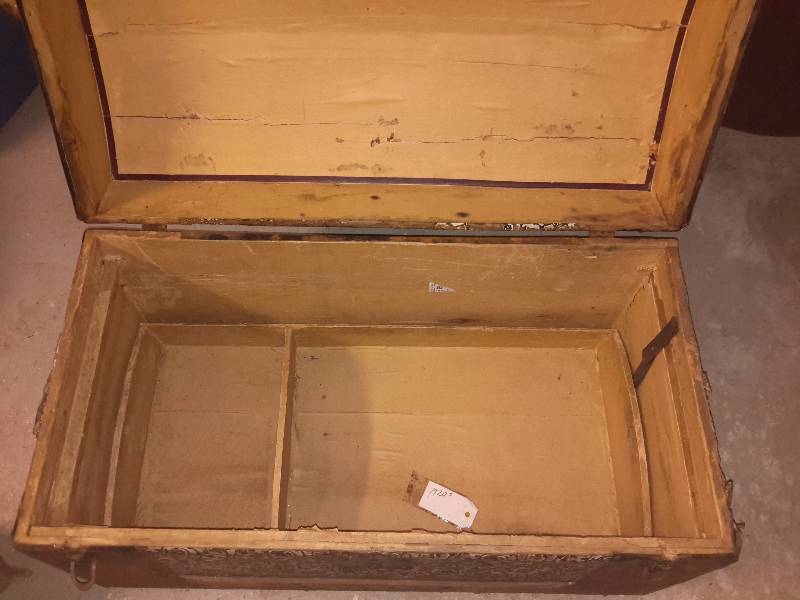 Dome type Trunk with Wood Frame and metal Dcor