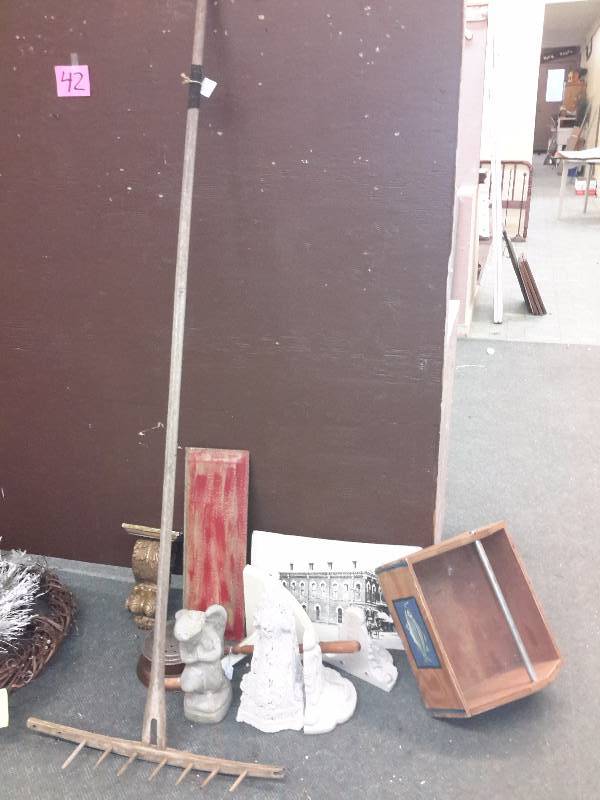 Misc. Vintage items as pictured