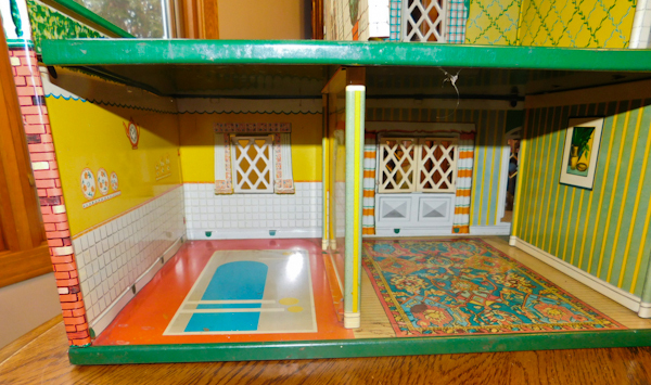 Marx litho tin vintage 1950s two story doll house