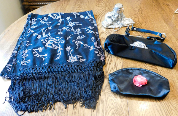 vintage hand bags and a nice black scarf
